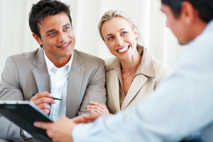 Beratungsgespräch mit Ehepaar